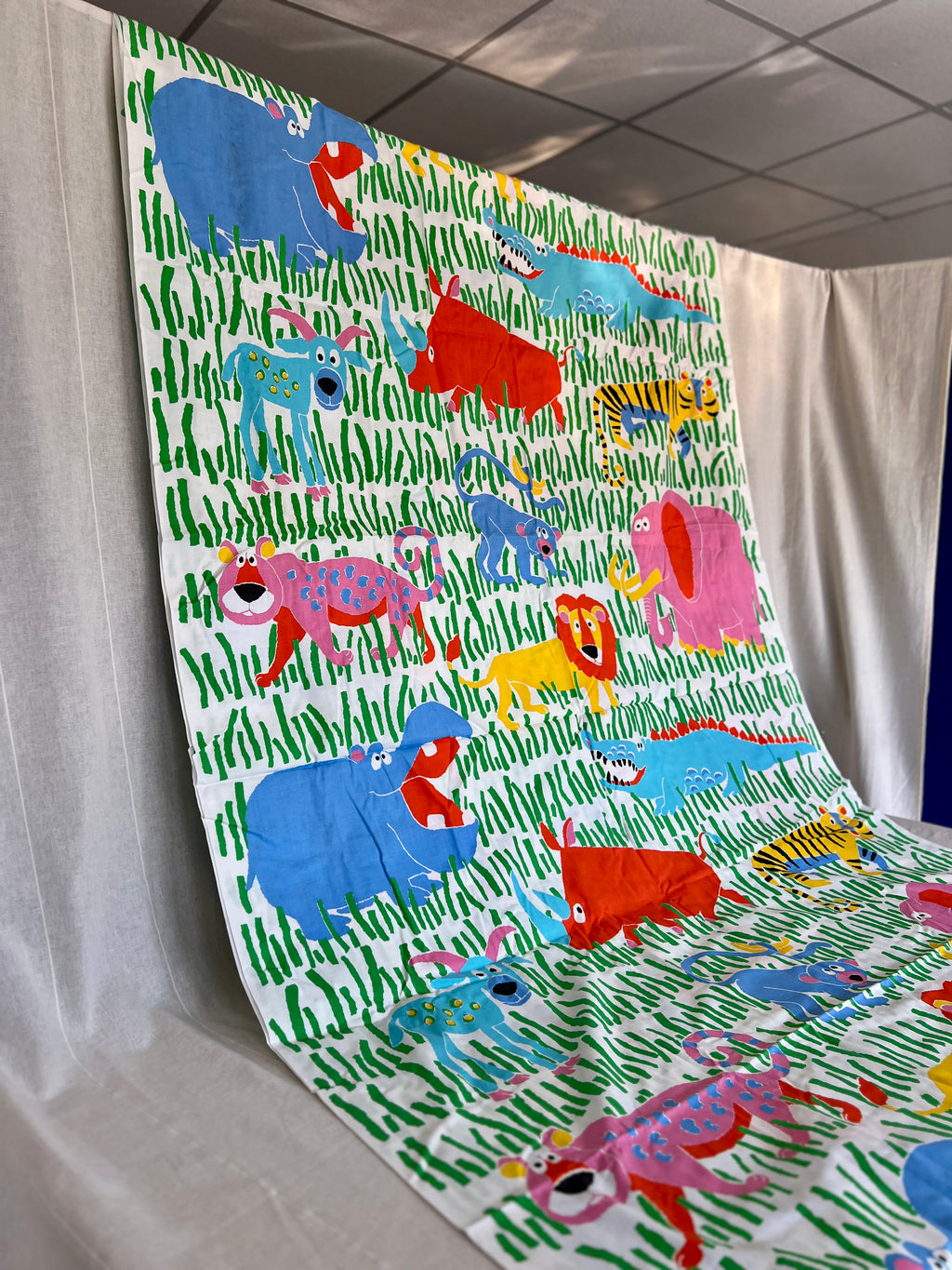 Animals Kids Print Furnishing Cotton Fabric - Kids Room - 2.5m x 1.25m
