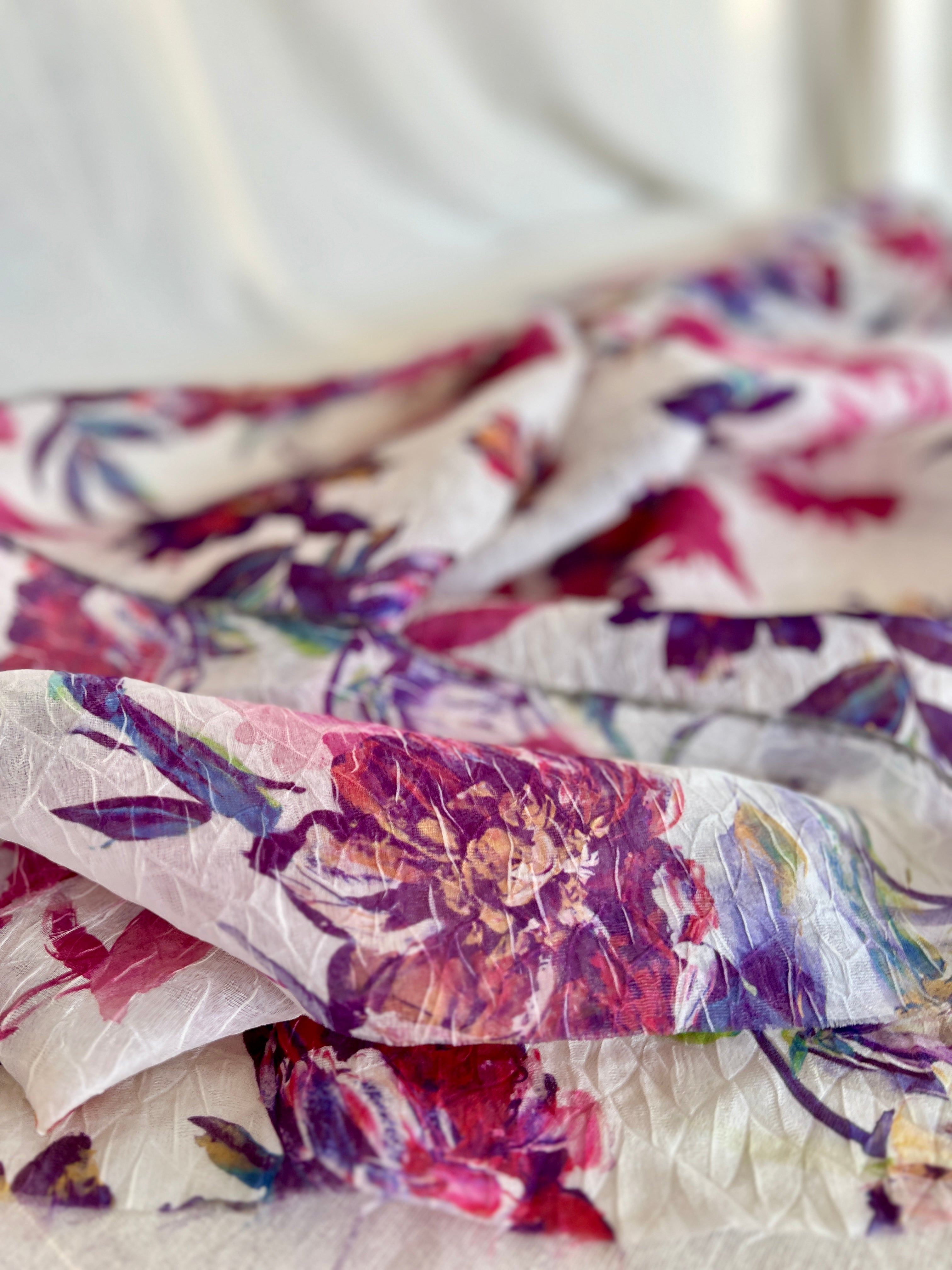 Floral Print Chiffon - Sheer Dressmaking Fabric- Made in Italy - 168 x 130 cm