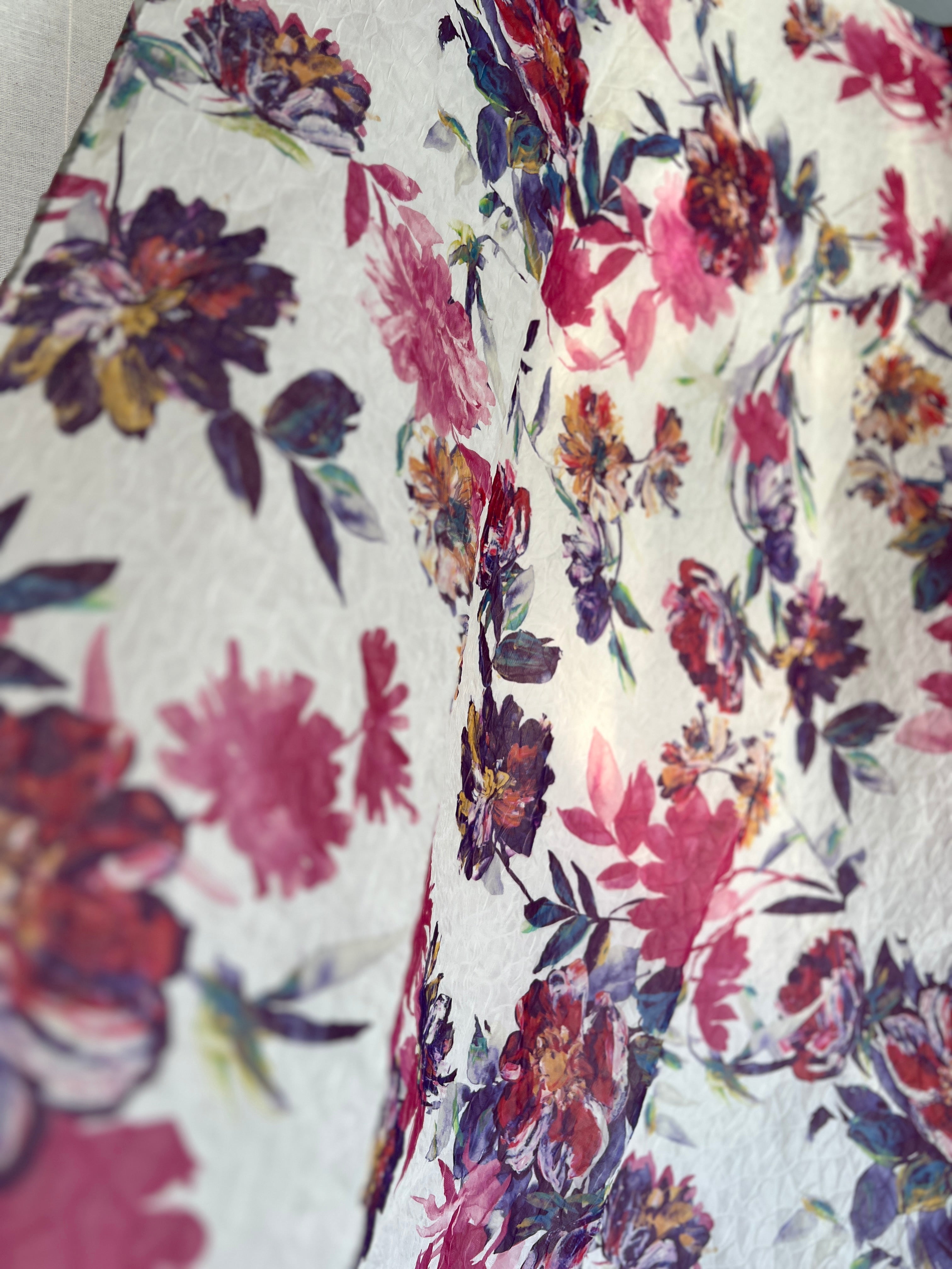 Floral Print Chiffon - Sheer Dressmaking Fabric- Made in Italy - 168 x 130 cm