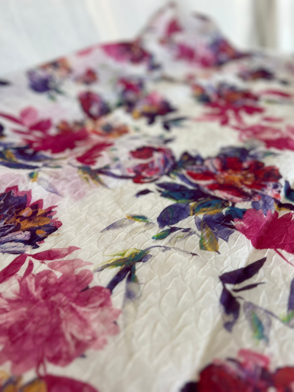Floral Print Chiffon - Sheer Dressmaking Fabric- Made in Italy - 168 x 130 cm