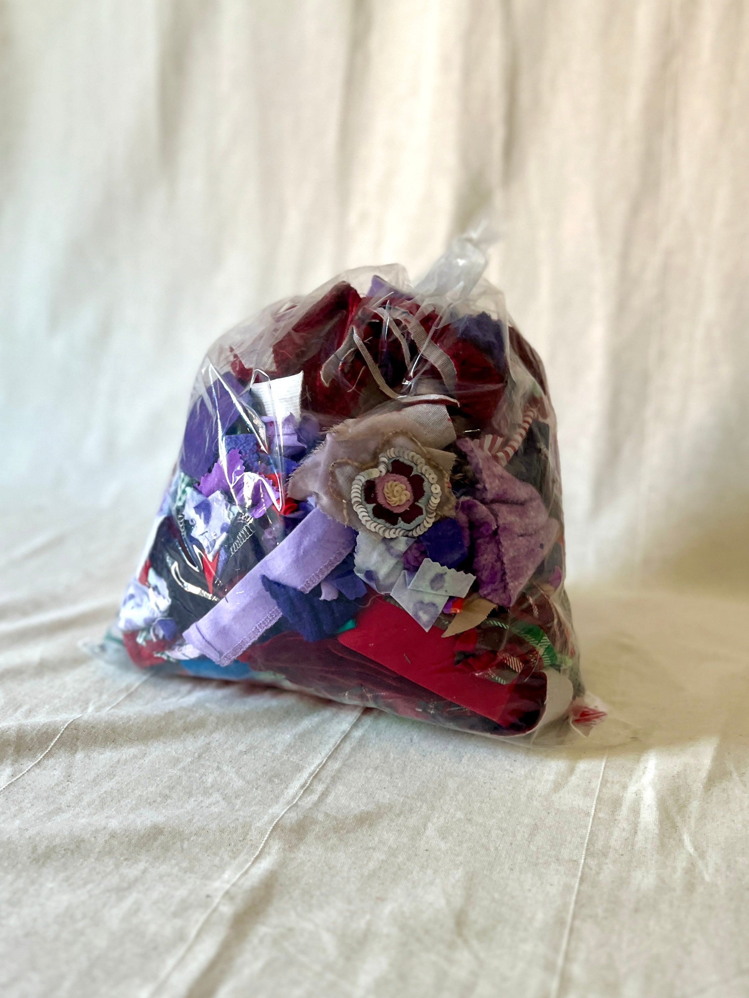 Fabric Remnant Offcuts Mixed Bag 1kg