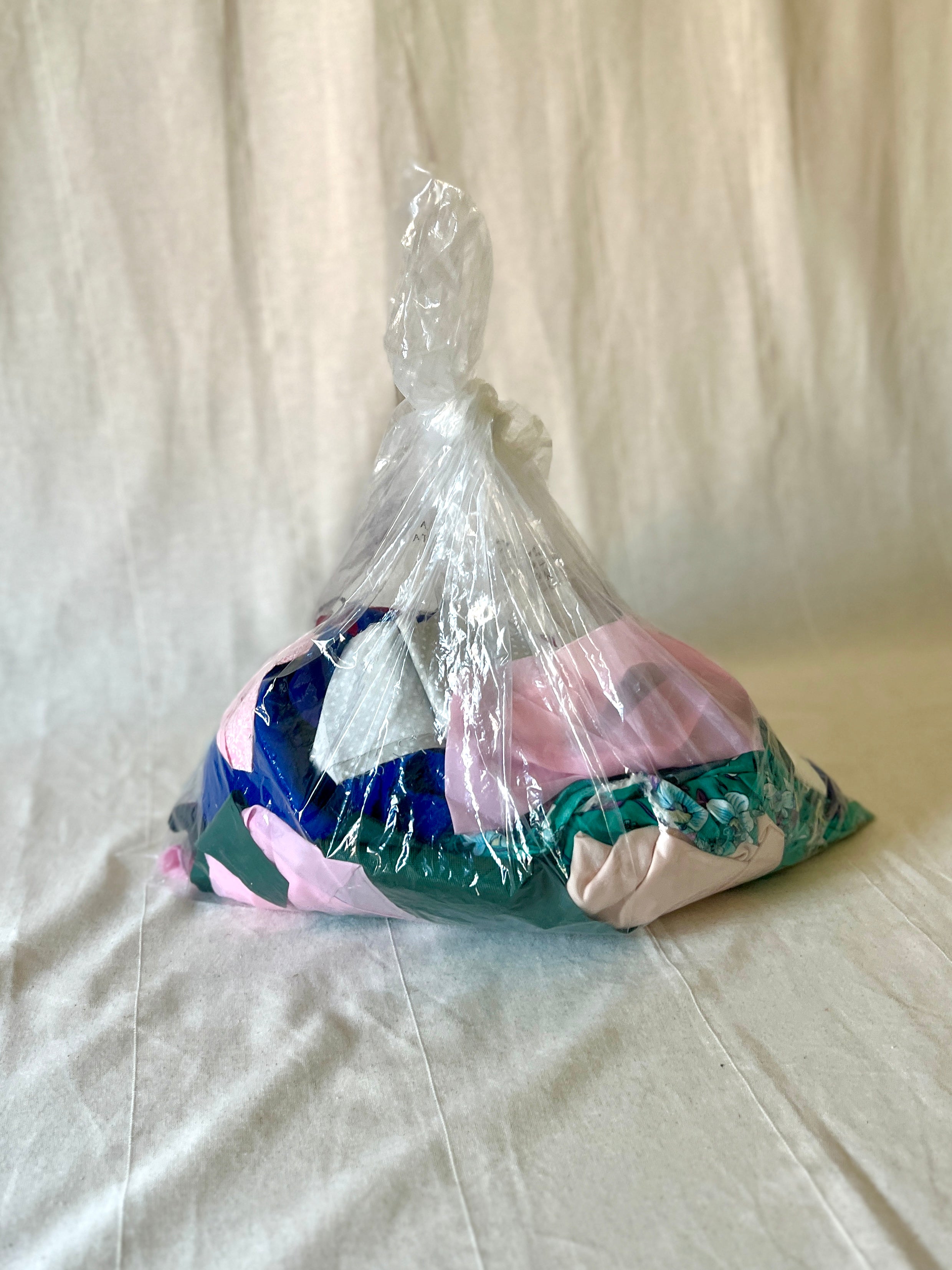 Fabric Remnant Offcuts Mixed Bag 1kg