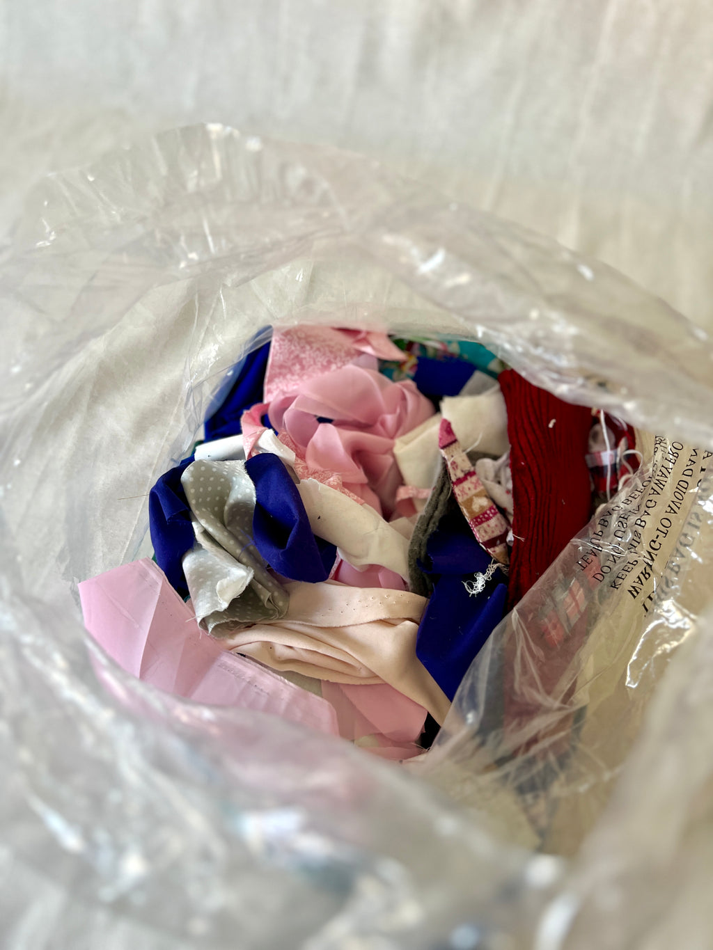 Fabric Remnant Offcuts Mixed Bag 1kg