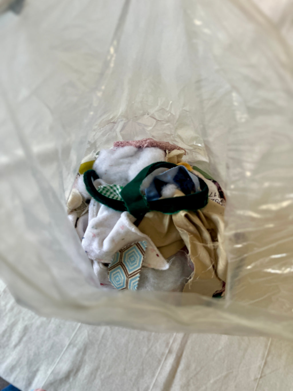 Fabric Remnant Offcuts Mixed Bag 1kg
