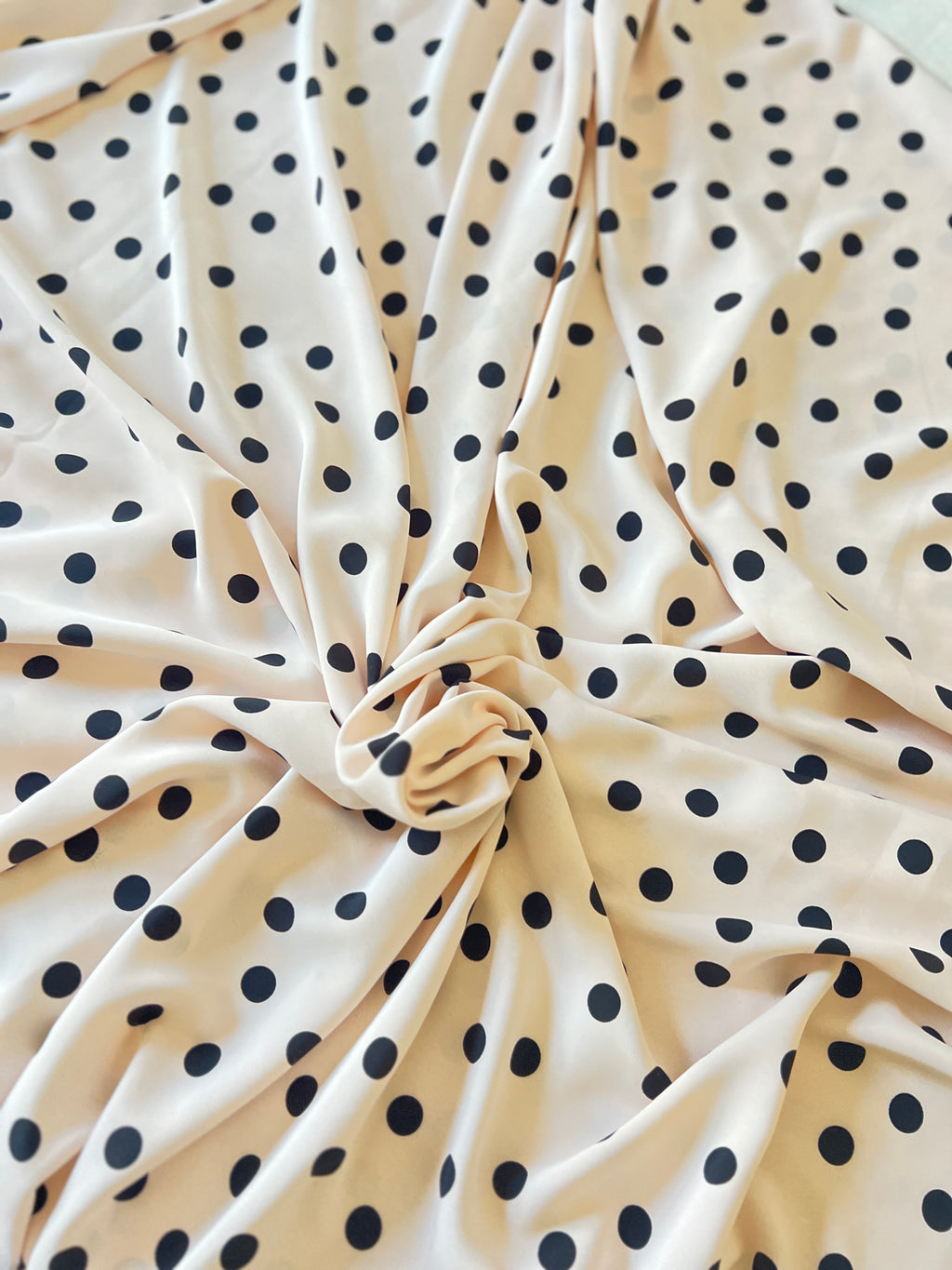 Large Dressmaking Bundle - Swans & Polka Dot Patterns - Viscose & Polyester - 8 Metres
