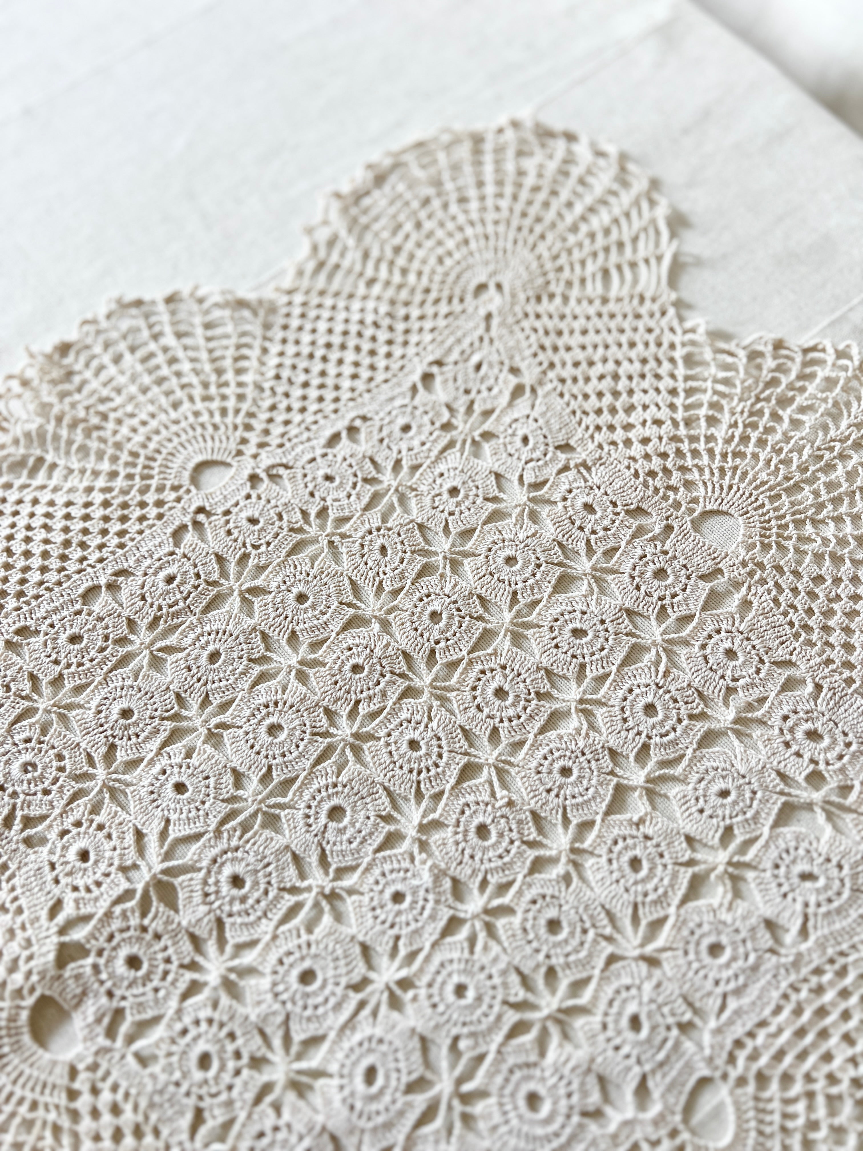 Vintage Handmade Crochet Bundle — Cotton Lace Doilies & Trims — 1970s/80s — 15 Pieces