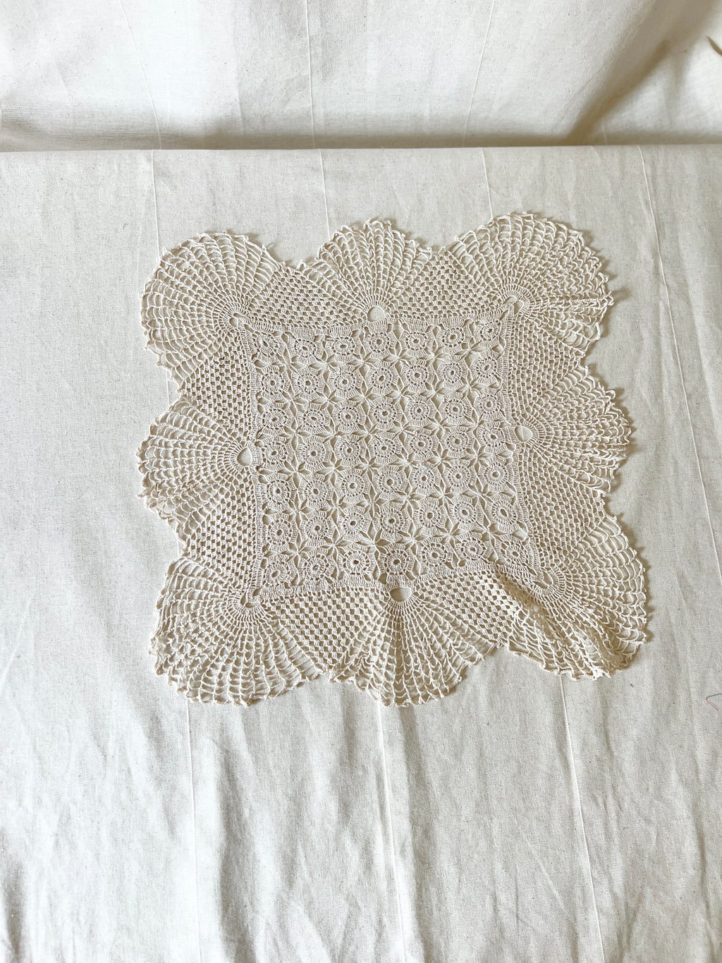 Vintage Handmade Crochet Bundle — Cotton Lace Doilies & Trims — 1970s/80s — 15 Pieces