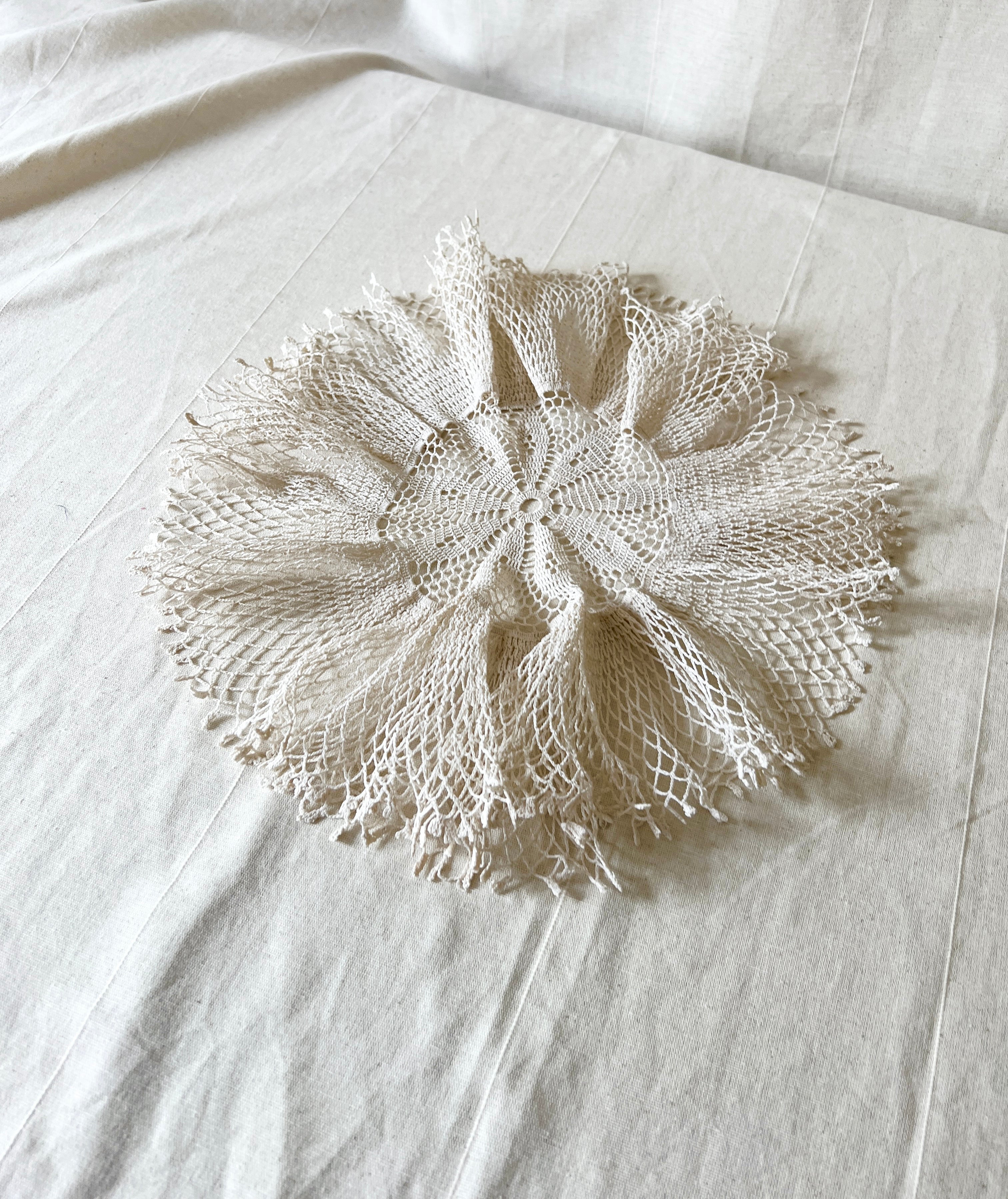 Vintage Handmade Crochet Bundle — Cotton Lace Doilies & Trims — 1970s/80s — 15 Pieces