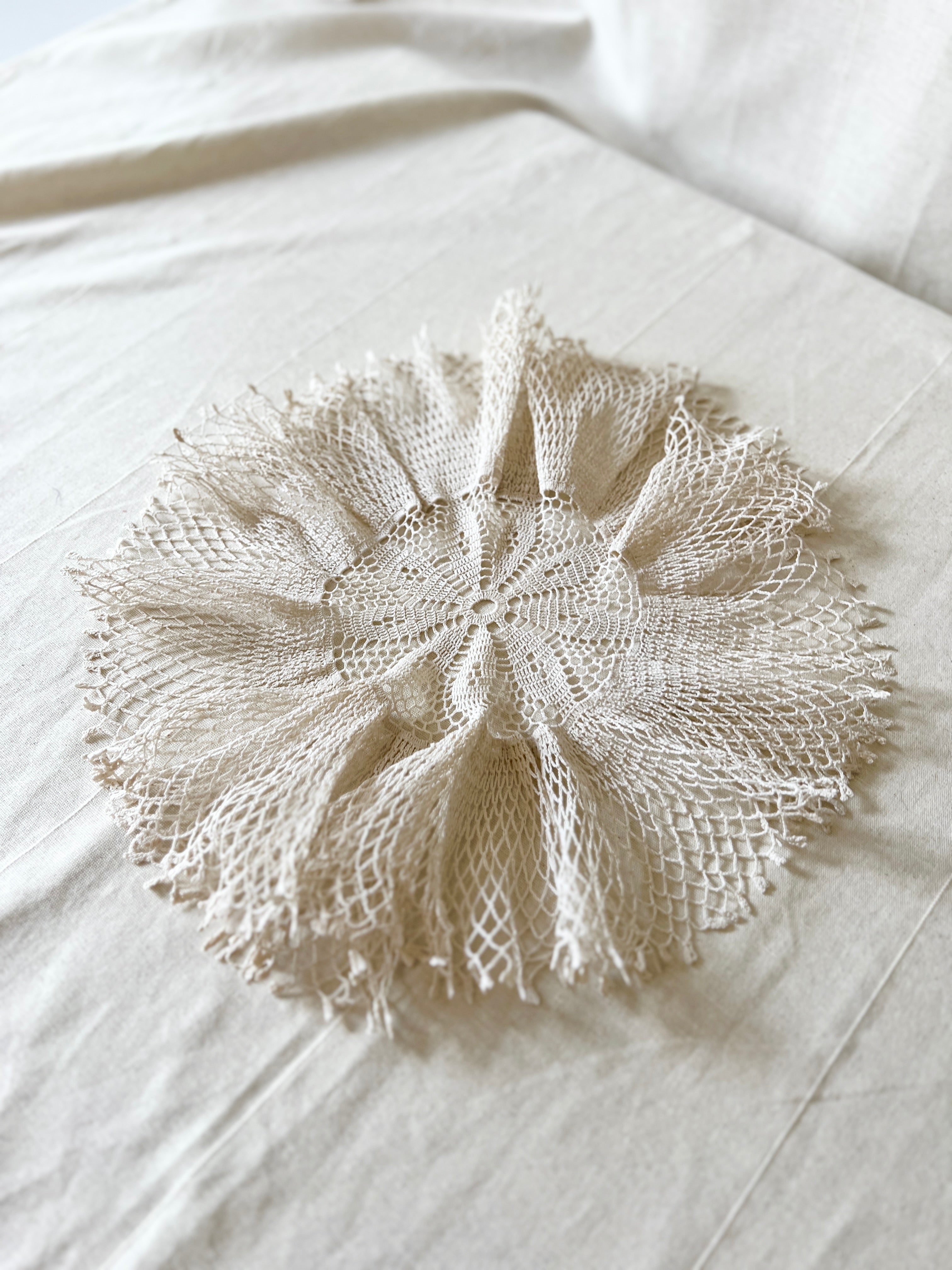 Vintage Handmade Crochet Bundle — Cotton Lace Doilies & Trims — 1970s/80s — 15 Pieces