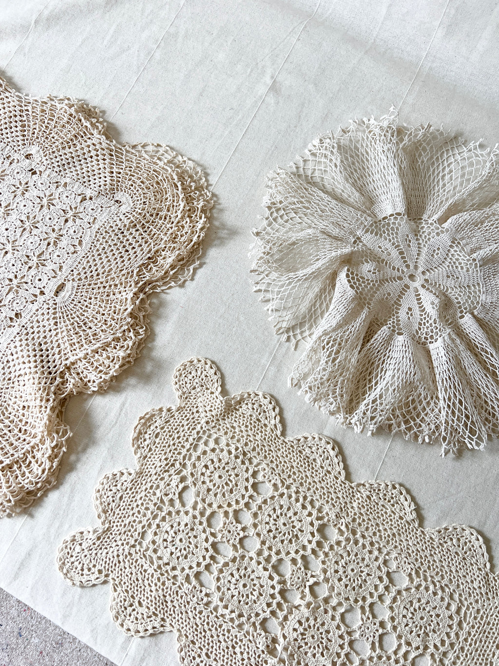 Vintage Handmade Crochet Bundle — Cotton Lace Doilies & Trims — 1970s/80s — 15 Pieces