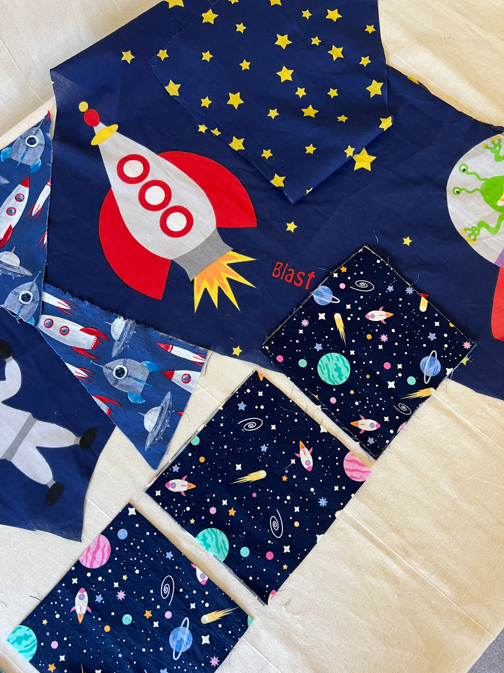 Space Admirer Bundle — Cotton & Polycotton Quilting & Craft Kit — Rockets, Planets & Stars