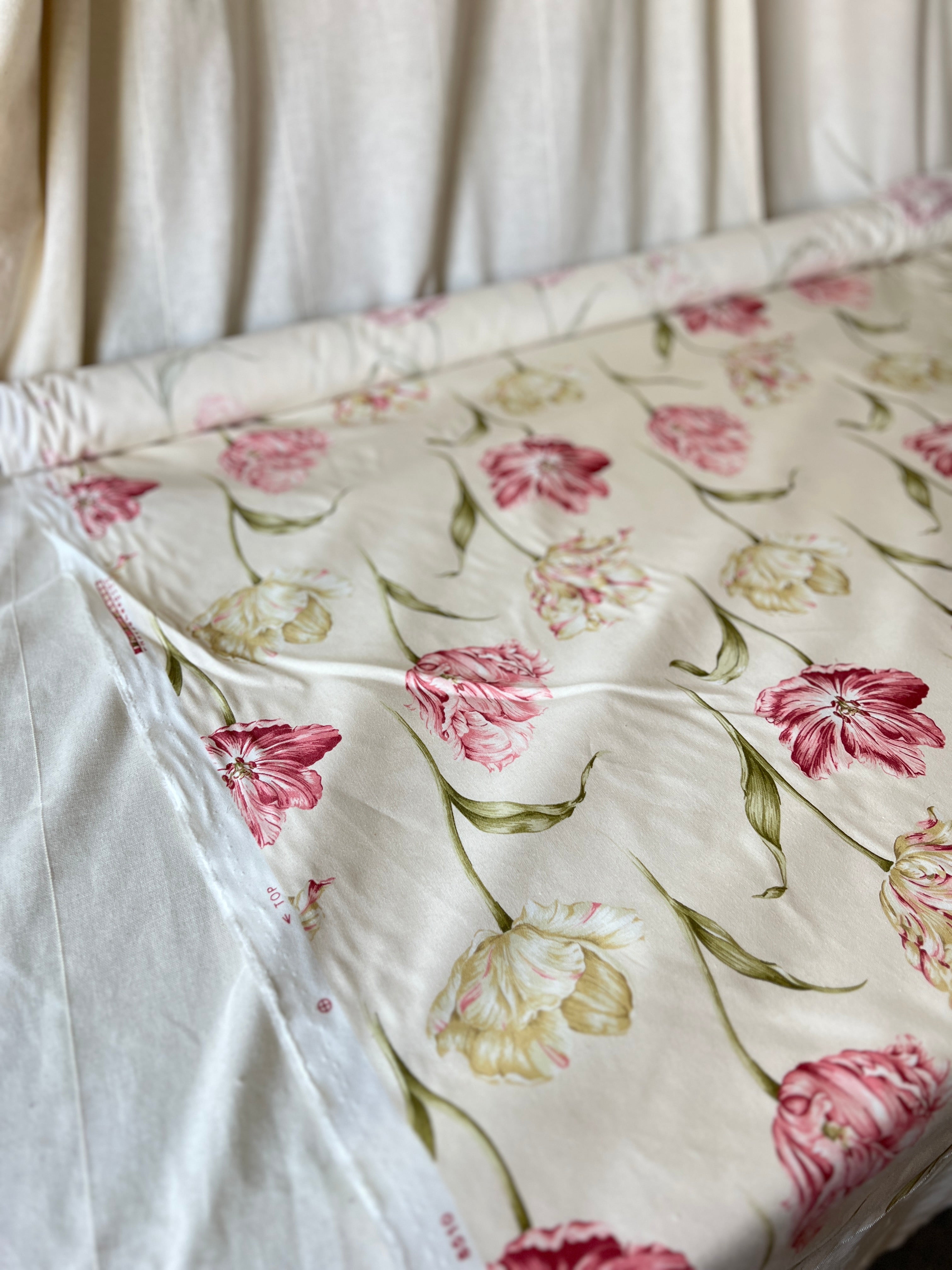 Sanderson “Bloom” Floral Cotton Fabric (2000) – 150cm End of Roll Remnant – Tulip Print