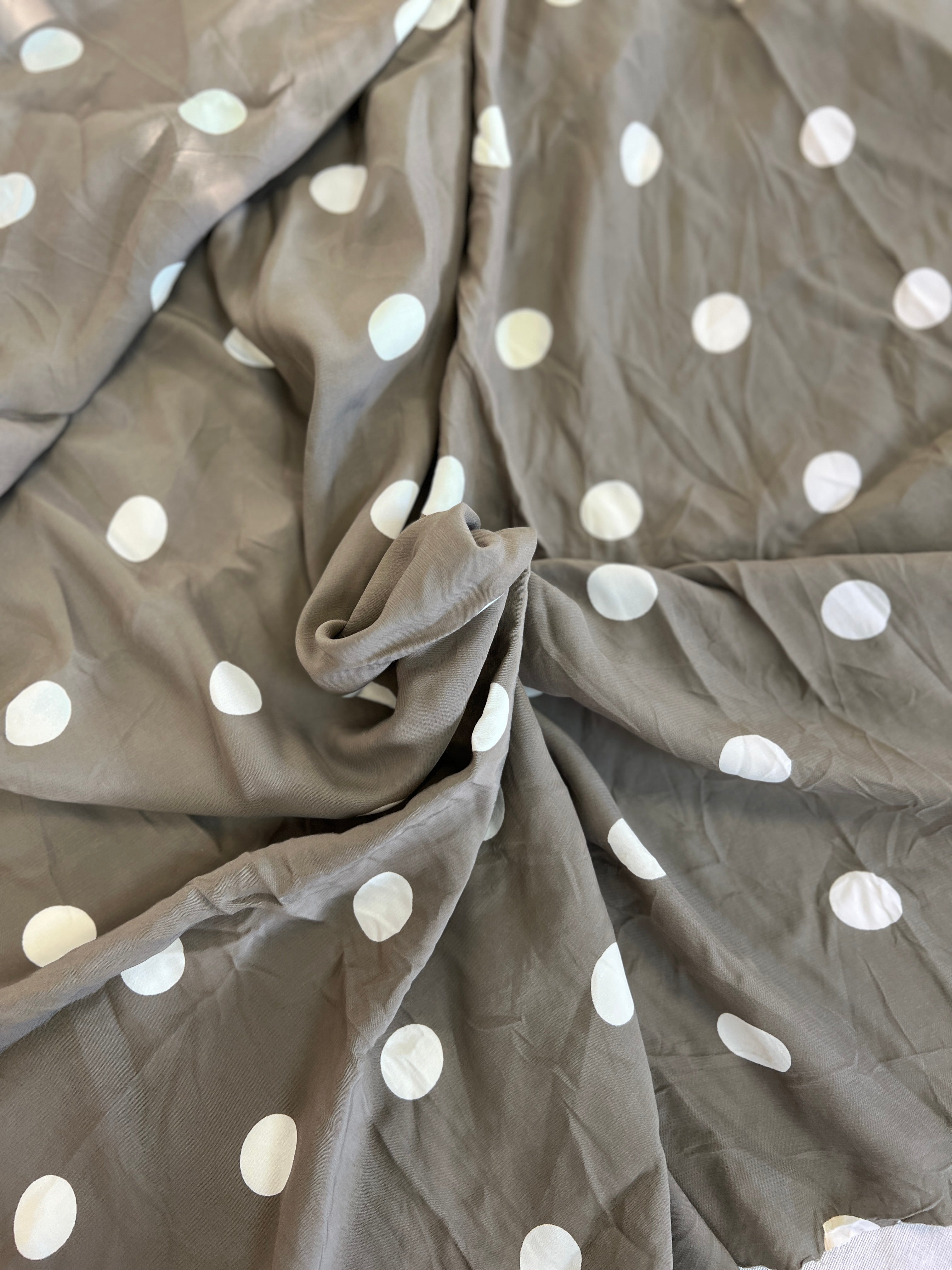 Large Dressmaking Bundle - Polka Dot Patterns - Viscose & Polyester - Almost 6 Metres