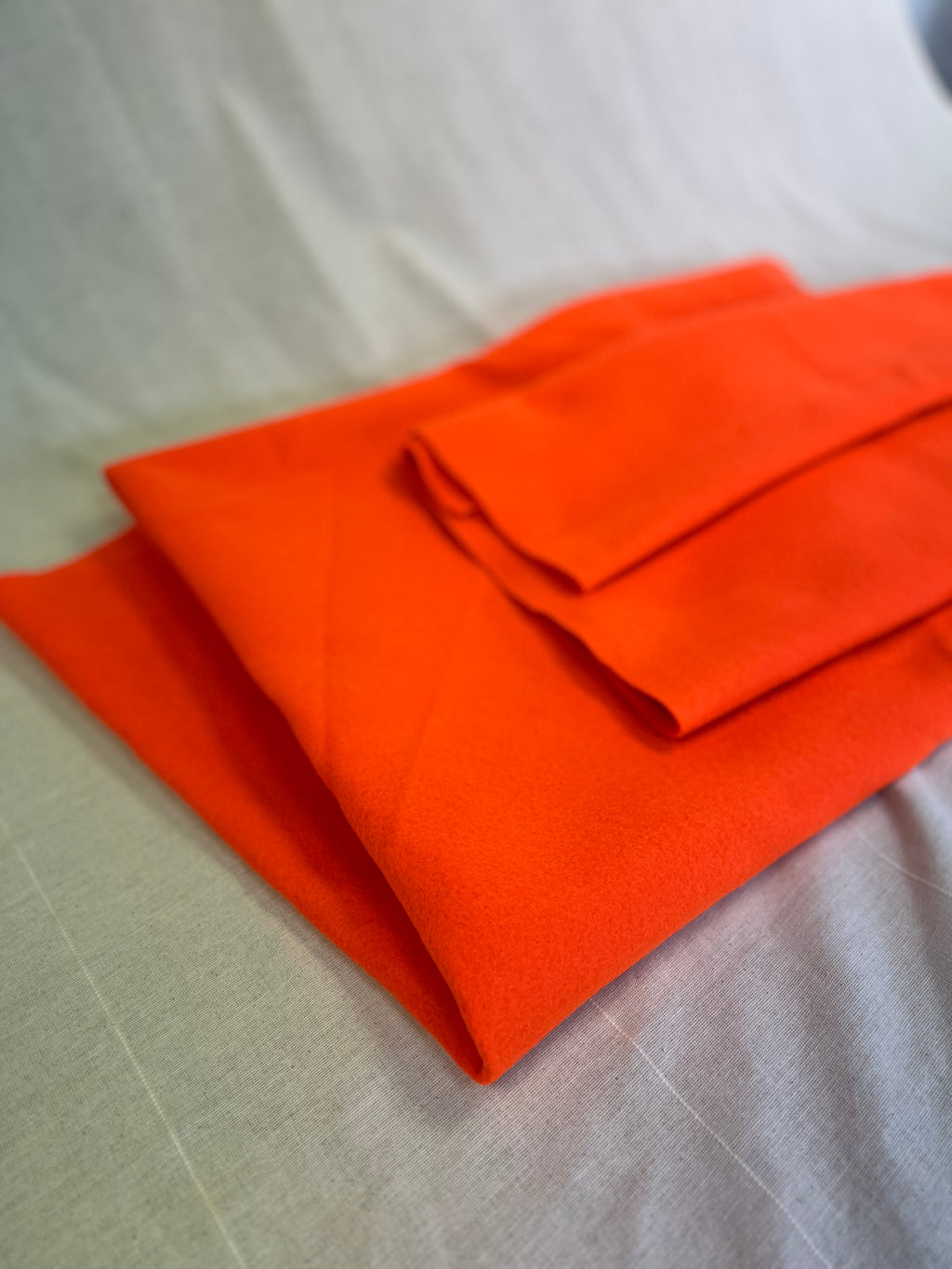 Neon Orange Felt Bundle - 130x112 cm, 165x48 cm
