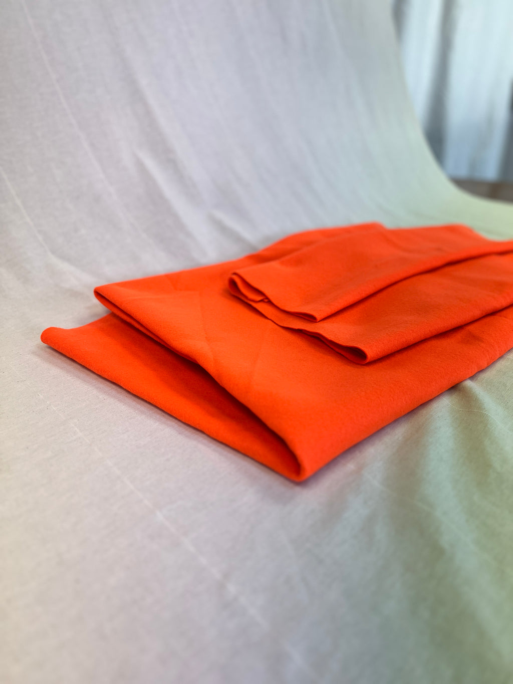 Neon Orange Felt Bundle - 130x112 cm, 165x48 cm