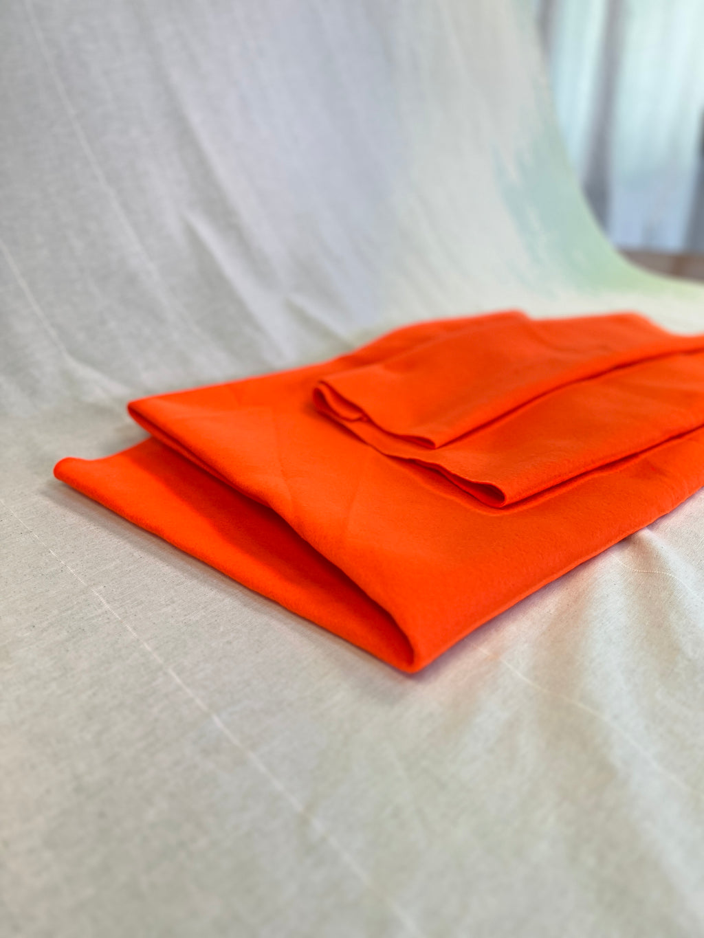 Neon Orange Felt Bundle - 130x112 cm, 165x48 cm